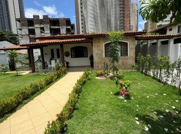 Casa de 3 quartos, Salvador · Espetacular Casa JAGUARIBE 3/4 2 suítes 4vgs árvores frutíferas área gourmet