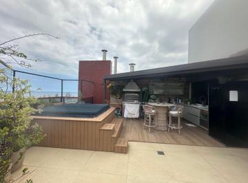 Apartamento de 3 quartos Venda R$ 3.450.000 · Wonderful Suites - Magnífica cobertura duplex com vista incrível para o mar, totalmente reformada.