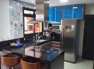 Foto 01 · Vende-se Maravilhosa Casa Sobrado 4 Dorms. sendo 3 suítes no condominio Tecoara em Taubaté/SP
