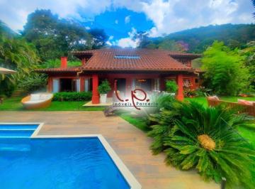 Casa de 5 quartos, Petrópolis · Casa, com 5 Suítes, em Frente ao Lago, no Condomínio Quinta do Lago em Itaipava.