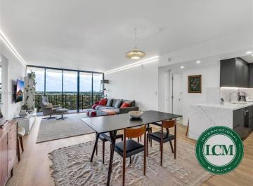 Foto 01 · Apartamento remodelado em Palm Bay Yacht Club