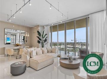 Foto 01 · Apartamento renovado em Bal Harbour