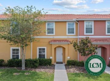 Foto 01 · Casa Geminada em Kissimmee