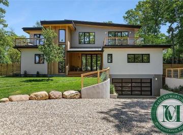 Foto 01 · Casa de 5 Quartos em East Hampton
