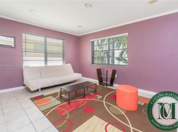 Foto 01 · Apartamento de 1 Quarto em Miami Beach
