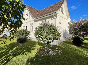 Casa · 188m² · 3 Quartos · 4 Vagas · Lar dos sonhos