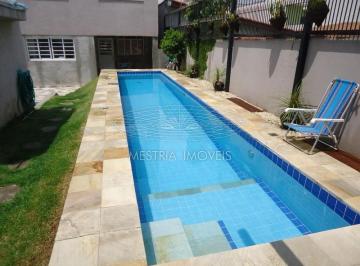 Casa · 220m² · 3 Quartos · 4 Vagas · Moema | Casa com 220 m² |Localização perfeita !!