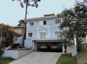 Casa · 400m² · 4 Quartos · 6 Vagas · Maravilhosa casa em condomínio fechado