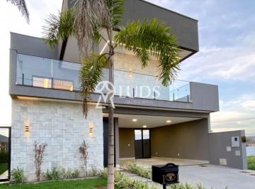 Casa · 238m² · 4 Quartos · 4 Vagas · Sobrado no Parqville Jacarandá