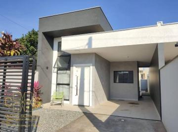 ae2cd105ca14fe5557eaa40375e24f6256a24e22 · CASA COM 3 QUARTOS PRONTA