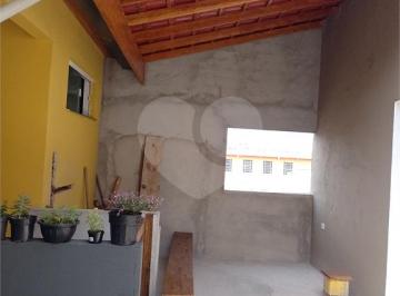 Imagem Principal · Casa à venda com 2 suítes em Jardim Layr, Mogi das Cruzes