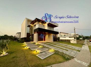 d1197d236f9947a02859a43a960c75d96edfbb93 · Belíssima casa moderna e de alto padrão no Alphaville Fortaleza.