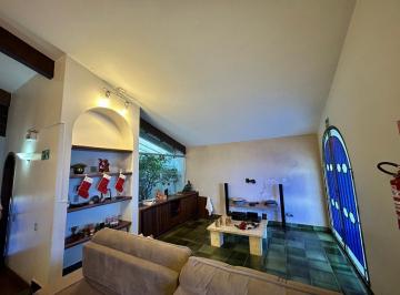 Casa · 380m² · 5 Quartos · 4 Vagas · Casa com 5 quartos à venda no Bairro Lidice - Uberlândia/MG