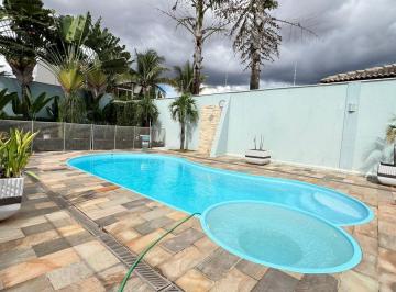 Casa · 391m² · 4 Quartos · 3 Vagas · Casa com 4 quartos à venda, bairro Jardim Karaíba - Uberlândia/MG