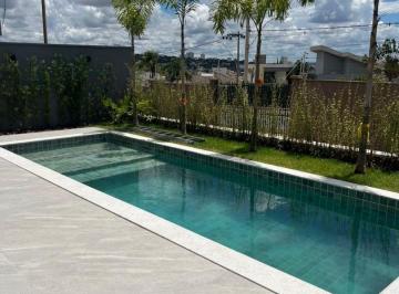 Casa · 285m² · 4 Quartos · 4 Vagas · Casa com 4 quartos à venda no Condomínio Tamboré Uberlândia - Uberlândia/MG