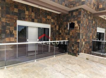 Casa · 300m² · 4 Quartos · 2 Vagas · Casa em Rua Candido Pereira dos Anjos - São João do Rio Vermelho - Florianópolis/SC
