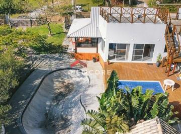 Casa · 290m² · 5 Quartos · 8 Vagas · Casa em Rua 41.245 - Praia do Rosa - Imbituba/SC