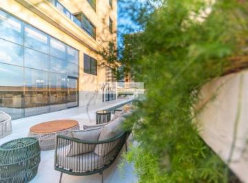 apartamento-para-alugar-em-balneario-camboriu-centro-com-4-quartos15150015.jpeg · Apartamento Semi Mobiliado no Centro de  Balneário Camboriú,  com 4 quartos 4 vagas privativas