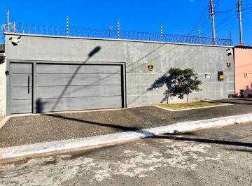 Casa de 3 quartos, Goiânia · CASA TERREA 290MT 3 SUITES SETOR PARQUE ANHANGUERA 