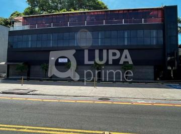Comercial · 880m² · 19 Vagas · Prédio comercial com 880 metros para locação em Santana