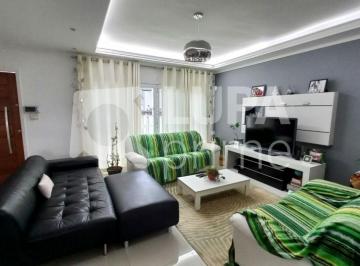 Casa · 186m² · 3 Quartos · 3 Vagas · Sobrado com 3 dormitórios sendo 3 suítes e 3 vagas á venda no Tremembé