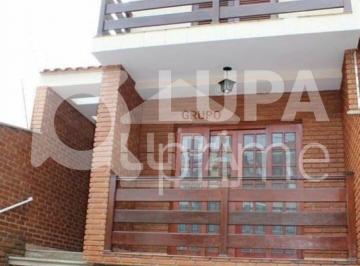 Casa · 300m² · 3 Quartos · 6 Vagas · Sobrado com 3 dormitórios sendo 3 suítes á venda na Vila Irmãos Arnoni