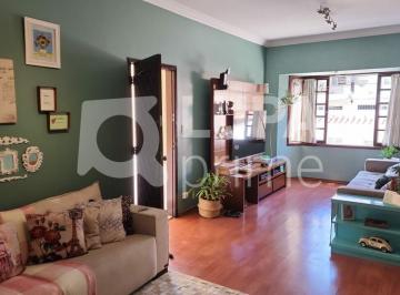 Casa · 350m² · 3 Quartos · 4 Vagas · Sobrado com 3 dormitórios sendo 1 suíte à venda na Vila Aurora