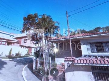 Casa · 350m² · 3 Quartos · 8 Vagas · Casa Térrea, CONDOMÍNIO, com 3 dormitórios sendo 1 suíte á venda no Jardim Leonor Mendes de Barros
