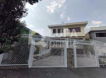 Casa · 254m² · 3 Quartos · Sobrado com 3 dormitórios à venda em Santana!