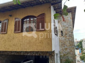 Casa · 250m² · 4 Quartos · Sobrado com 412m² e 3 casas no terreno à venda - Casa Verde