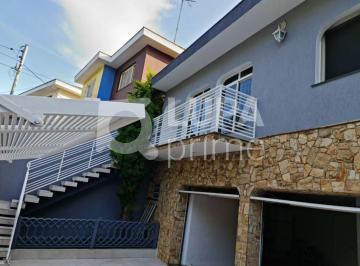 Casa · 215m² · 3 Quartos · 5 Vagas · Excelente sobrado à venda no Mandaqui!