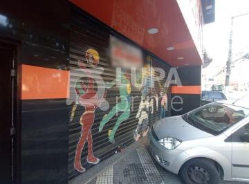 Comercial · 400m² · Prédio Comercial com 400 metros para Locação no Tucuruvi.