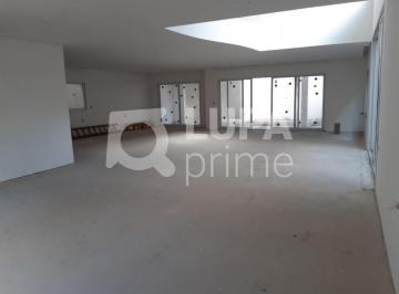 Casa · 560m² · 4 Quartos · 8 Vagas · Sobrado com 4 suítes à venda no Tucucurvi