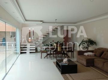 Casa · 514m² · 4 Quartos · 10 Vagas · Sobrado com 4 suítes à venda em Santa Terezinha!