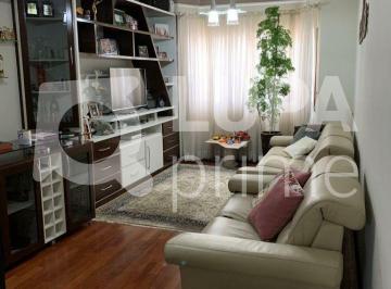 Casa · 200m² · 3 Quartos · 4 Vagas · Casa espaçosa em condomínio com 3 dormitórios e 4 banheiros à venda na Água Fria