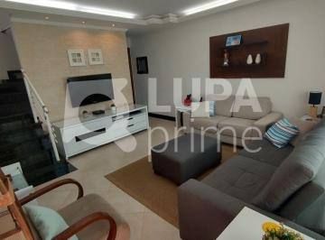 Casa · 206m² · 3 Quartos · 5 Vagas · Sobrado com 3 dormitórios à venda no Jardim Paraíso!