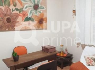 Casa · 180m² · 2 Vagas · Casa térrea comercial pra locação no Jardim São Paulo