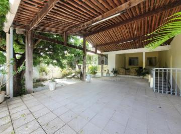 Casa · 180m² · 4 Quartos · 1 Vaga · Casa em Neópolis