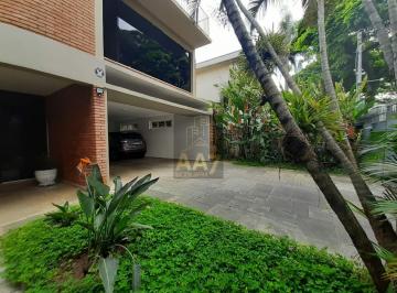 Casa · 437m² · 4 Quartos · 6 Vagas · Lindo Sobrado em Bairro Nobre junto ao Metrô Morumbi e V.Sônia