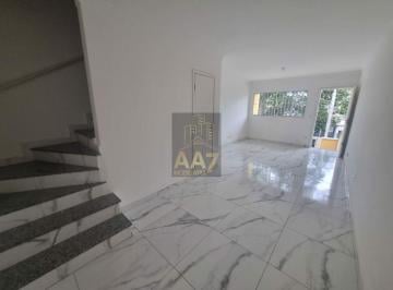 Casa · 70m² · 2 Quartos · 2 Vagas · Sobrado novo com 2 suítes e gargam para 2 autos
