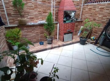 Foto 01 · Casa para venda em São Gonçalo-RJ, bairro Raul Veiga: 2 quartos, 1 sala, 2 banheiros, 2 vagas de gar