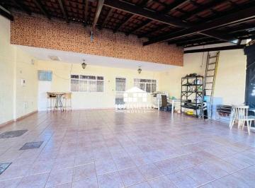 Fachada · QNO 03, Ceilândia - Casa na Laje, Três Quartos, Ótima Localização, Nascente, Aceita Financiamento e 
