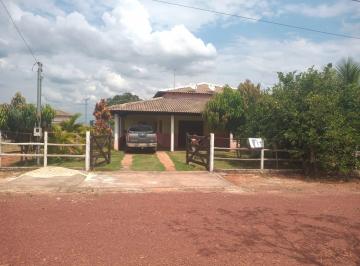 Casa de 3 quartos, Alexânia · CASA 03 QTOS, SENDO 01 SUÍTE