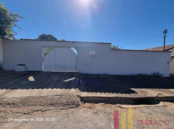 FACHADA · Casa, Centro, Uruaçu, GO