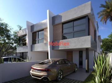 96cec5f842f089adfc18bc836e53d0a143c5facf · Casa com 3 dormitórios à venda - Florianópolis
