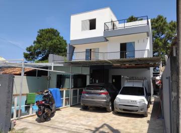 202503071538099381.jpg · Casa para Venda em Florianópolis, São João do Rio Vermelho, 6 dormitórios, 2 suítes, 2 banheiros, 4 