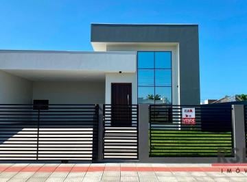 e5801983a9e84bf8037c98848ffddc50a4e771e0 · Casa com 3 dormitórios à venda, 130 m² por R$ 795.000,00 - Bellatorres - Passo de Torres/SC