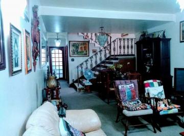 Casa · 292m² · 3 Quartos · 4 Vagas · Casa a venda Bairro Mirandópolis. 3 dormitórios, 3 Suítes e 4 vagas, 292m²