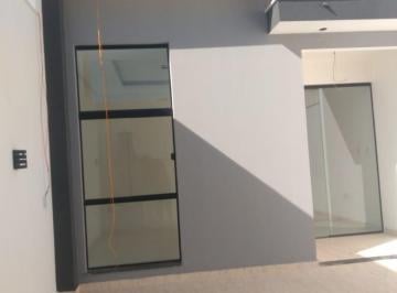 Foto 01 · Casa residencial para Venda em rua pública, Conceição, Feira de Santana, 3 quartos, 1 suíte, 1 sala,