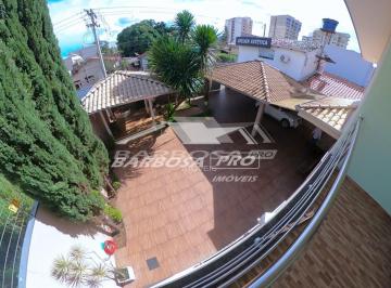 Casa · 214m² · 3 Quartos · 4 Vagas · Casa sobrado residencial ou comercial com elevador para venda em Caldas Novas